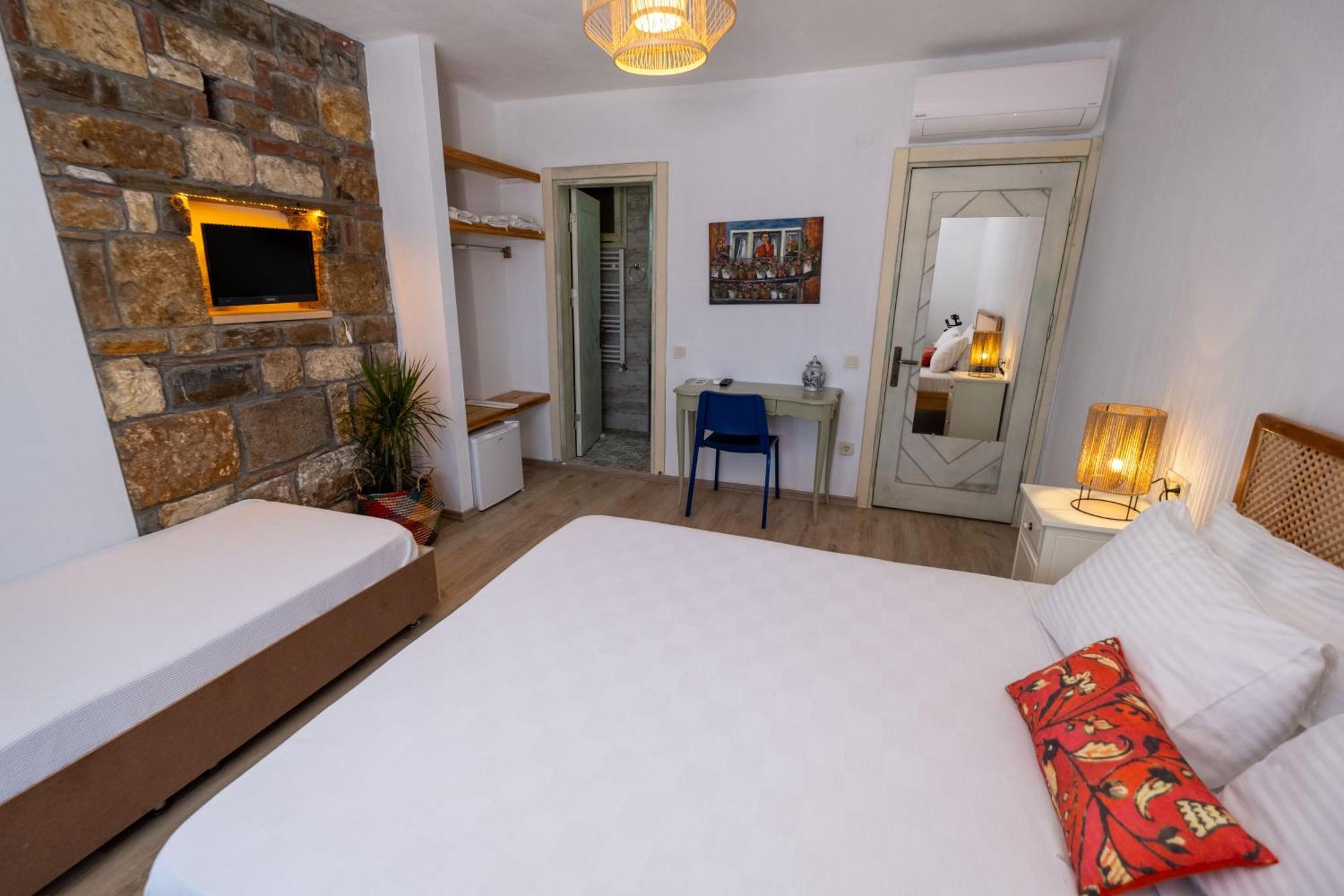 Posthane Hotel Bozcaada Exterior photo