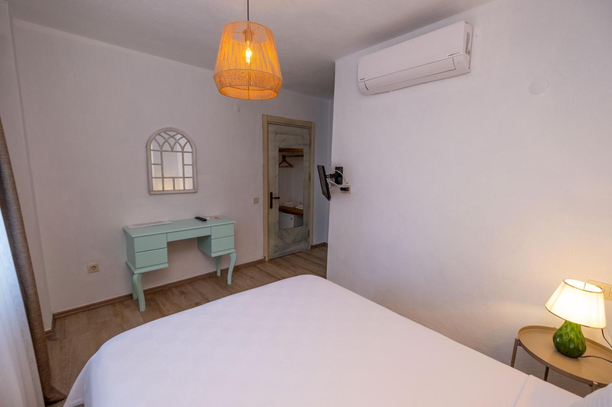 Posthane Hotel Bozcaada Exterior photo