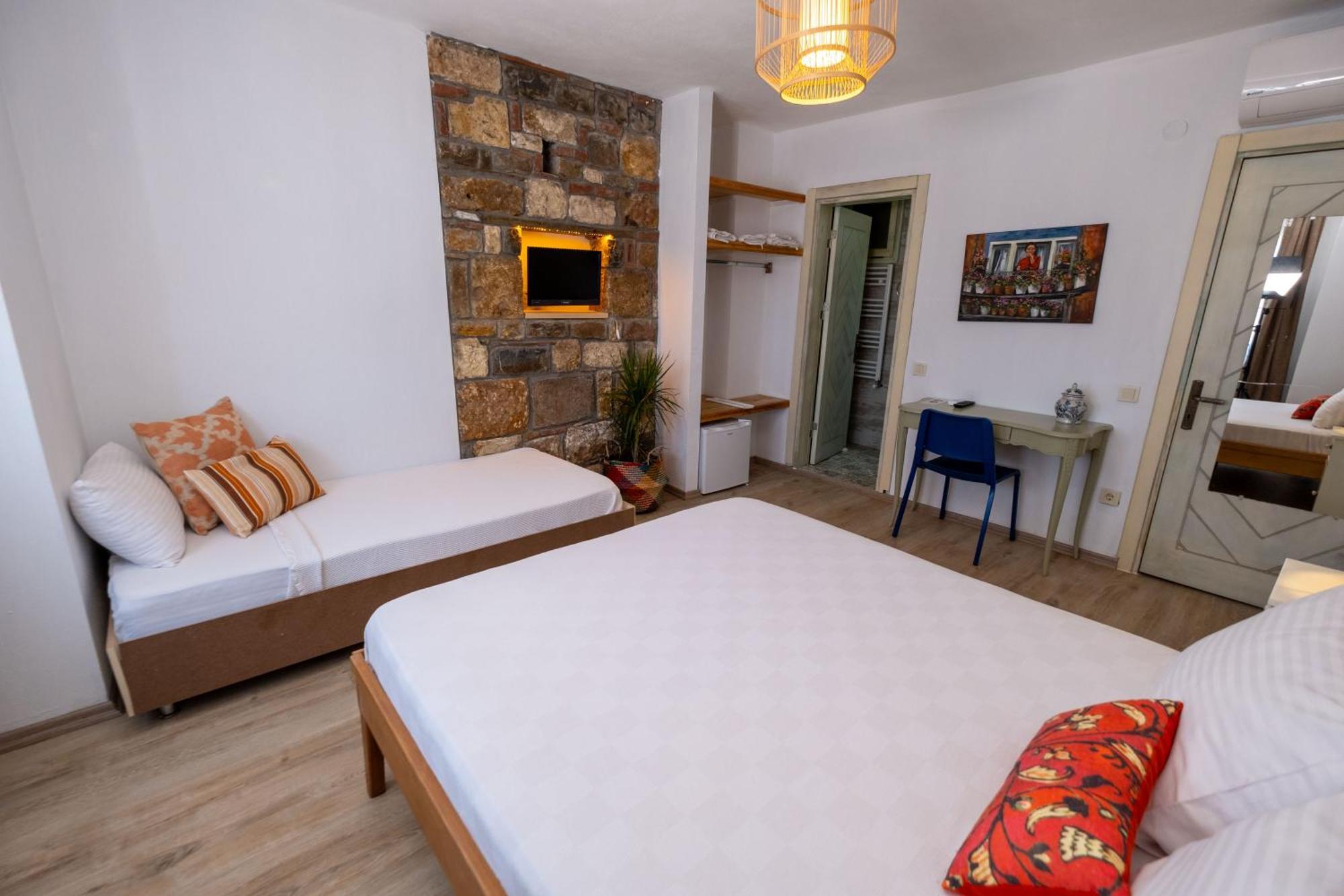 Posthane Hotel Bozcaada Exterior photo